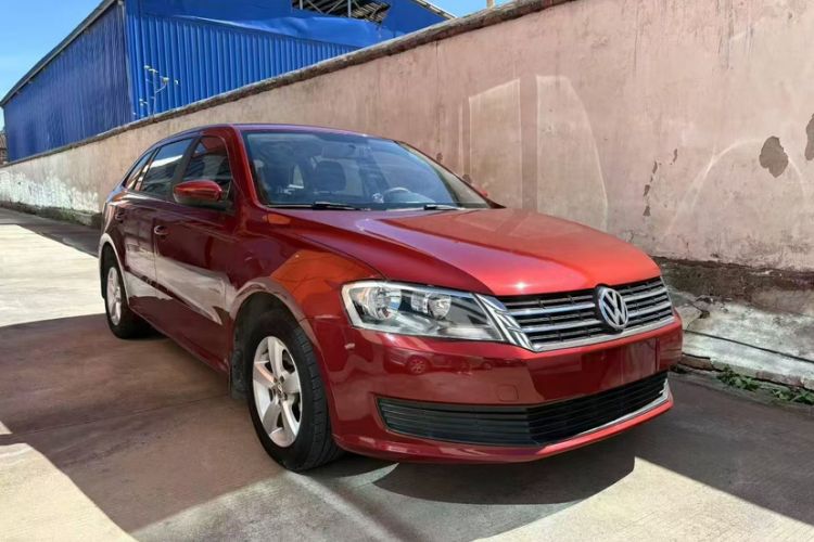 Used Volkswagen Gran Lavida 2013 1.6L Automatic Fashion Model
