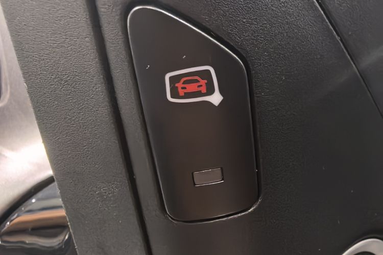 Used Audi Q5 2017 Plus 40 TFSI Technology Model