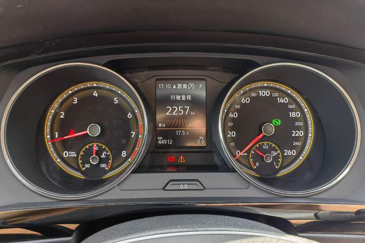 Used Volkswagen Tiguan L 2020 330TSI Automatic Two-Wheel Drive Smart Luxury Edition China VI Standard
