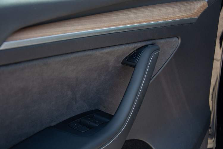 Used Tesla Model Y 2022 Rear-Wheel-Drive Version