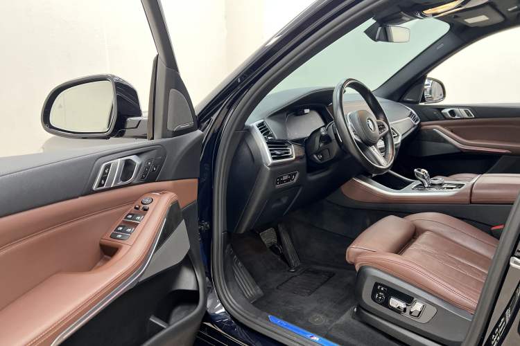 Used BMW X5 2021 Restyled xDrive40i Luxury Version M Sport Package
