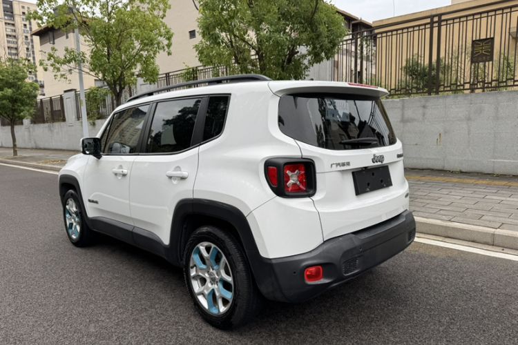 Used  Renegade 2017 180T Automatic High-Energy Version