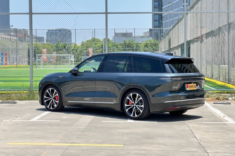 Used Nio ES8 2023 75 kWh Executive Edition
