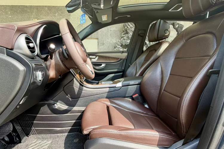 Used Mercedes-Benz GLC 2020 GLC 260 L 4MATIC Luxury Model