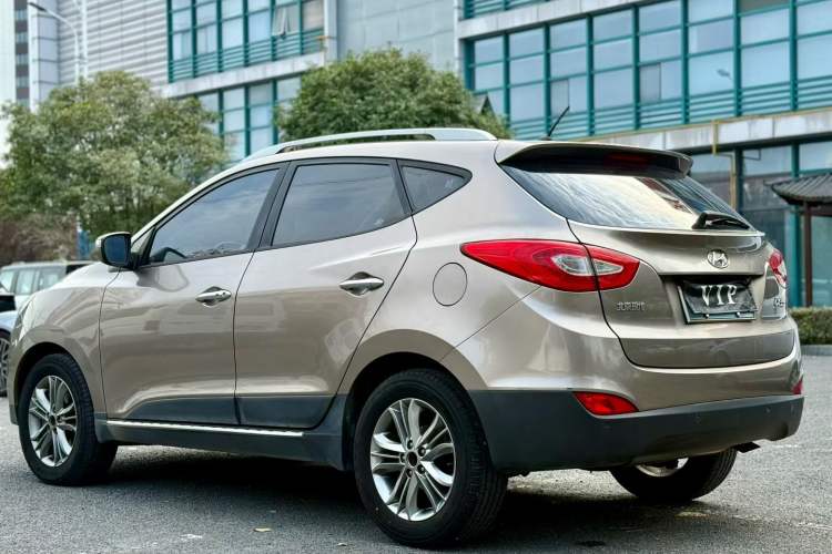 Used Hyundai ix35 2013 2.0L Automatic Two-Wheel Drive Smart GLS China IV Standard
