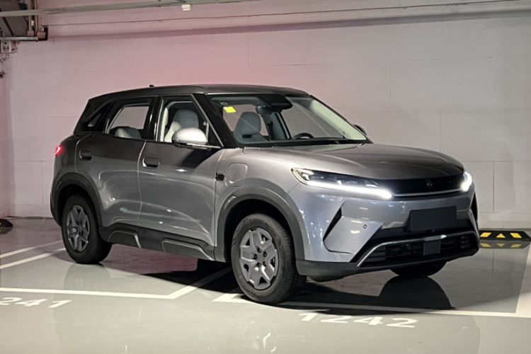 Used BYD Yuan UP 2025 Intelligent Driving Version 401 KM Dynamic Edition
