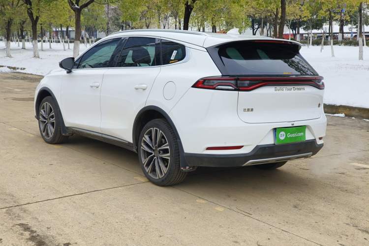 Used BYD Tang 2018 2.0T Automatic SmartConnect Prestige 7-Seater China V Standard