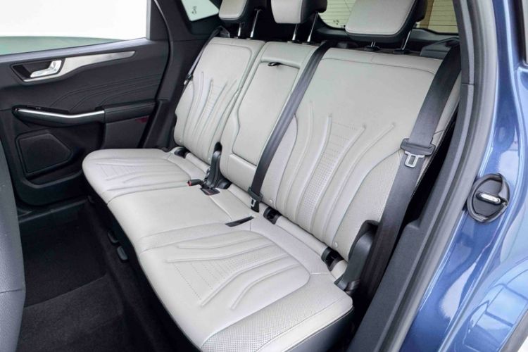 Used Ford Escape 2020 EcoBoost 245 Two-Wheel-Drive Titanium Edition
