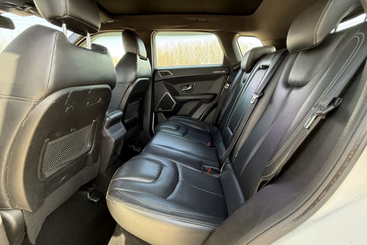 Used Land X7 2015 2.0T Panoramic Prestige Edition