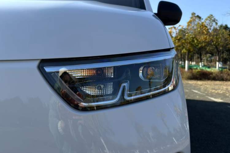 Used Wuling Yangguang 
