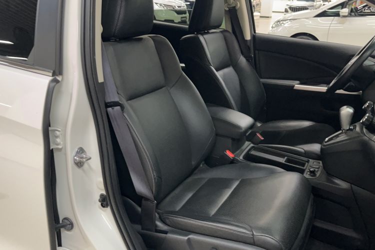 Used Honda CR-V 2015 2.4L two-wheel drive luxury version
