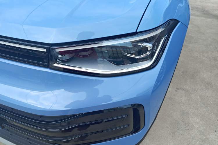 Used Volkswagen Tharu 2025 NewRui 300TSI Prestige Edition
