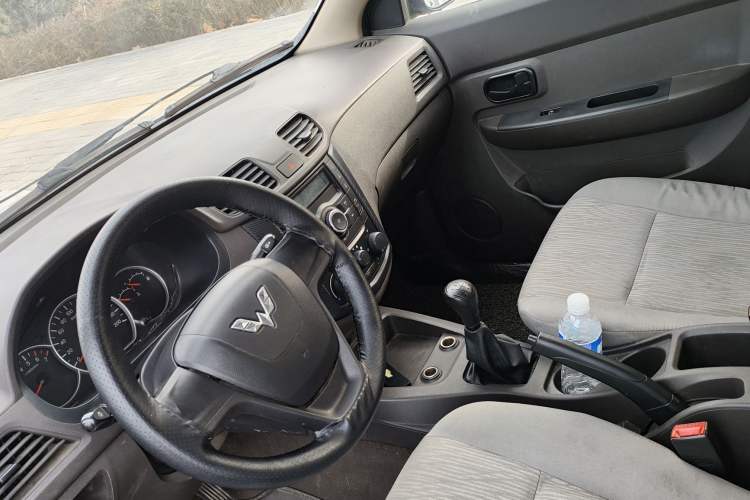 Used Wuling Hongguang 2018 1.5L Classic S Base Model
