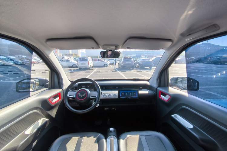 Used Wuling Hongguang MINIEV 2022 GAMEBOY 200km Play Edition with Lithium Iron Phosphate