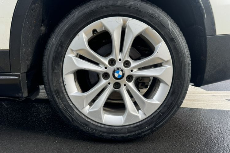 Used BMW X1 2016 sDrive18Li Premium Edition
