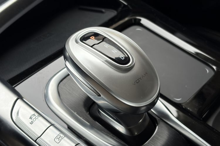 Used VOYAH FREE 2021 Four-Wheel Drive Standard All-Electric Exclusive Luxury Package
