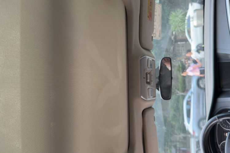 Used Geely Auto Emgrand GT 2015 2.4L Luxury Model
