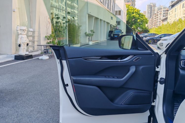 Used Maserati Levante 2022 2.0T GT Sharp Edition
