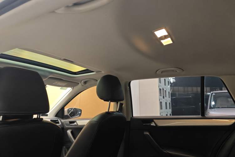 Used Skoda Rapid Spaceback 2019 1.5L Automatic Comfort Edition
