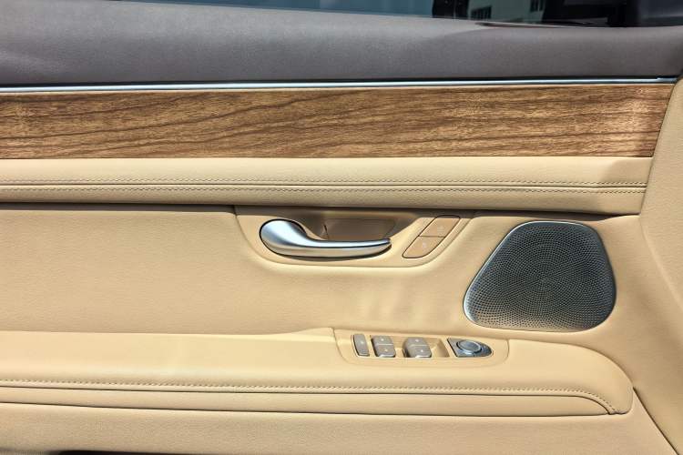 Used Hima AITO M7 2024 1.5T Rear-Drive Plus Version 5 Seats
