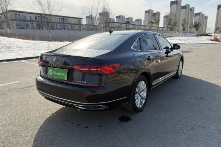 Used Volkswagen Passat 2020 Facelift 330TSI Elite Edition China VI Standard