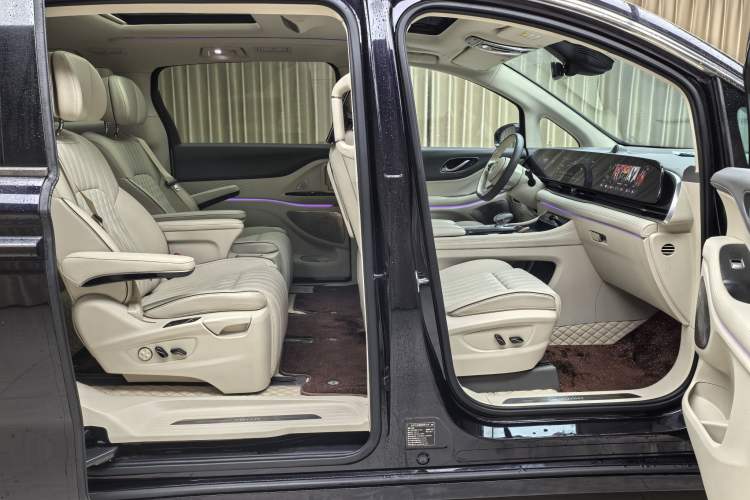 Used VOYAH Dream 2022 0-Carbon Edition Dream+ Smart Enjoyment Package 475 km