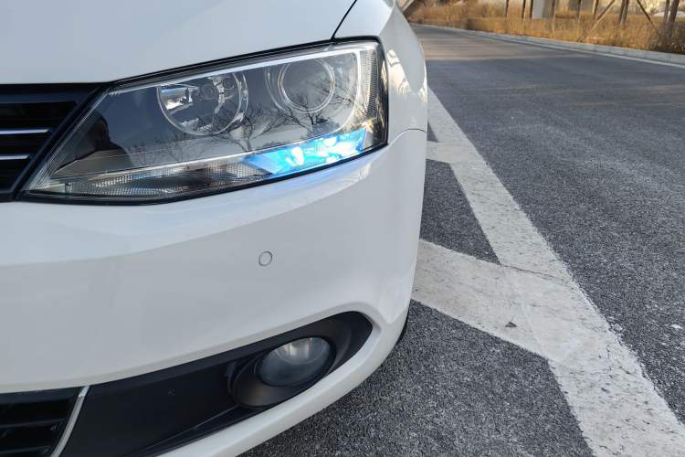 Used Volkswagen Sagitar 2014 Revised Version 1.4TSI Automatic Luxury Edition