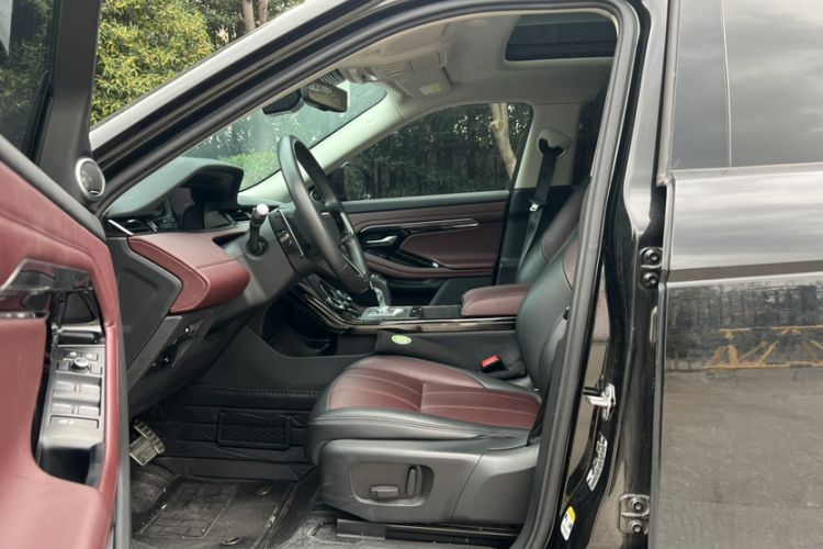 Used Land Rover Range Rover Evoque 2021 Range Rover Velar L 249PS R-Dynamic First Edition
