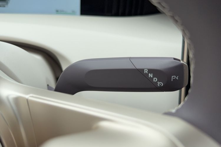 Used  11 2024 630 Rear-Wheel Drive Edition with Three Lasers