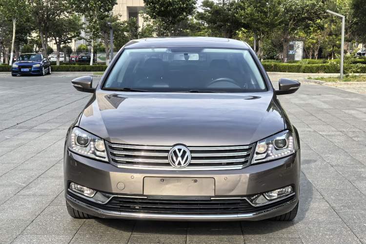 Used Volkswagen Magotan 2015 Facelift 1.8TSI Luxury Model
