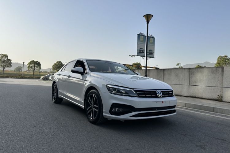 Used Volkswagen Lamando 2019 280TSI DSG Comfort Edition China VI standard
