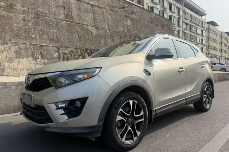Used Soueast DX7 2015 1.5T Automatic Luxury Model
