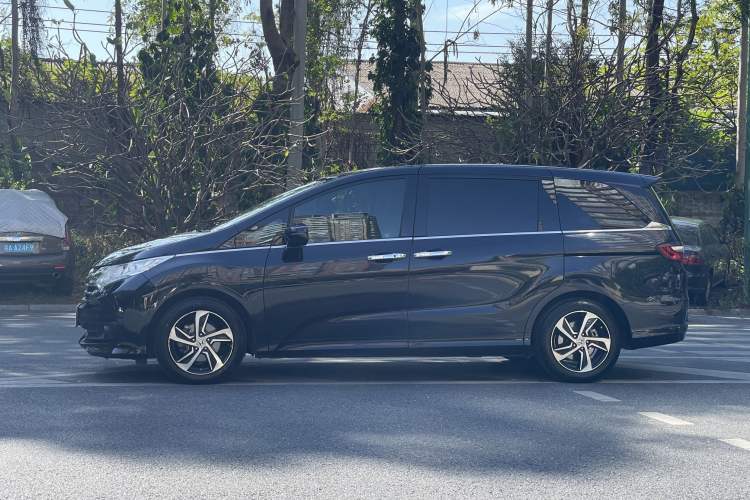 Used Honda Odyssey 2015 2.4L Smart Edition
