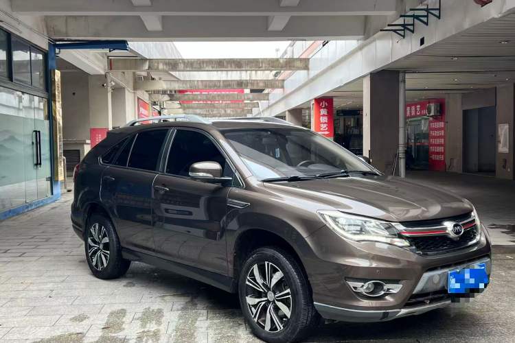 Used BYD S7 2017 2.0T Automatic Prestige Edition
