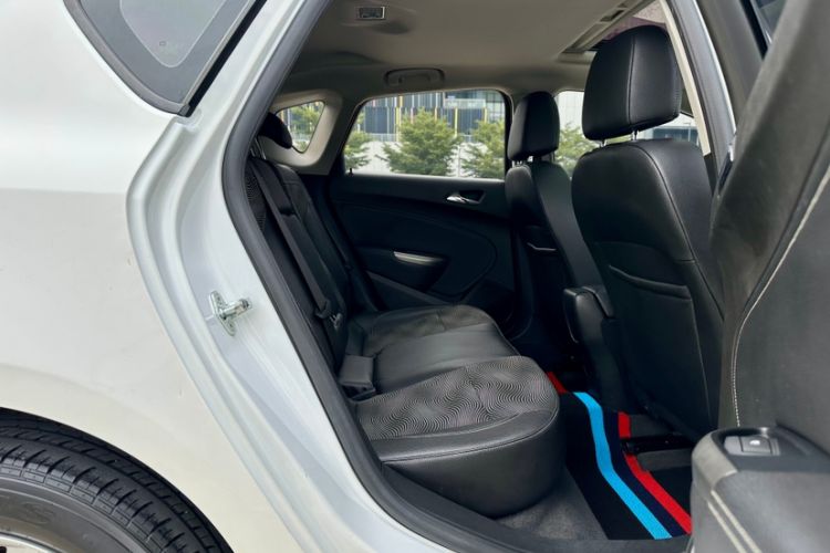 Used Buick GT 2014 XT 1.6L Automatic Fashion Edition
