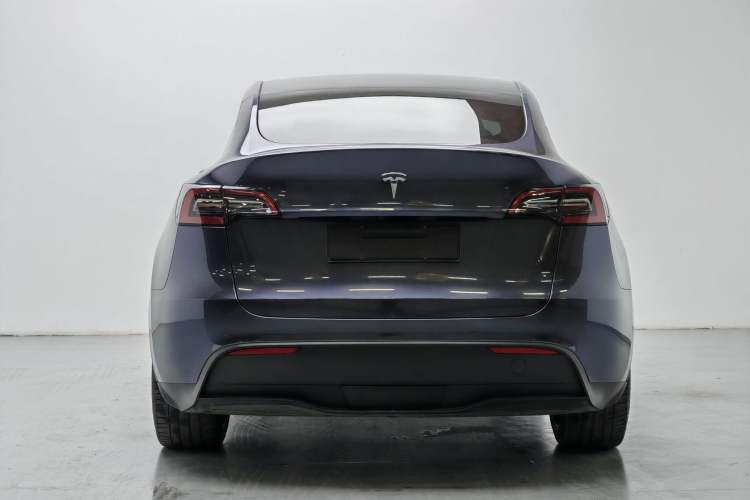 Used Tesla Model Y 2023 Rear-Wheel-Drive Version
