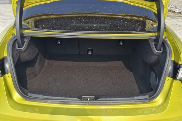 Used Lynk & Co 03 2020 03+ 2.0TD Automatic Wind-Chasing Edition
