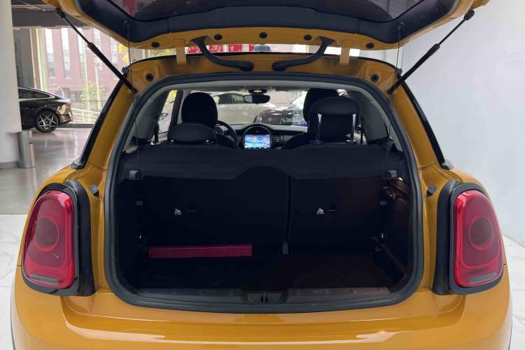 Used  MINI 2016 1.2T ONE Pioneer Edition