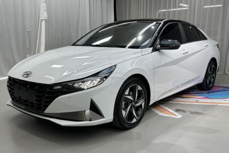 Used Hyundai Elantra 2023 1.5L CVT LUX Prestige Edition