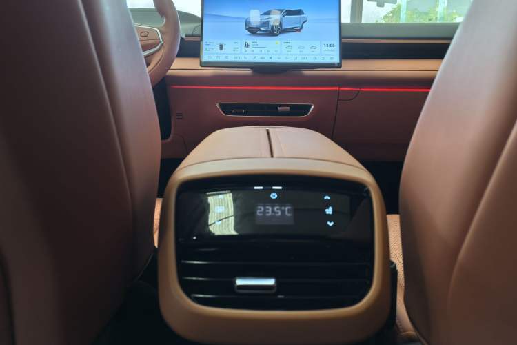 Used  S07 2024 215Max Qiankun Intelligent Driving ADS SE Range-Extended Version
