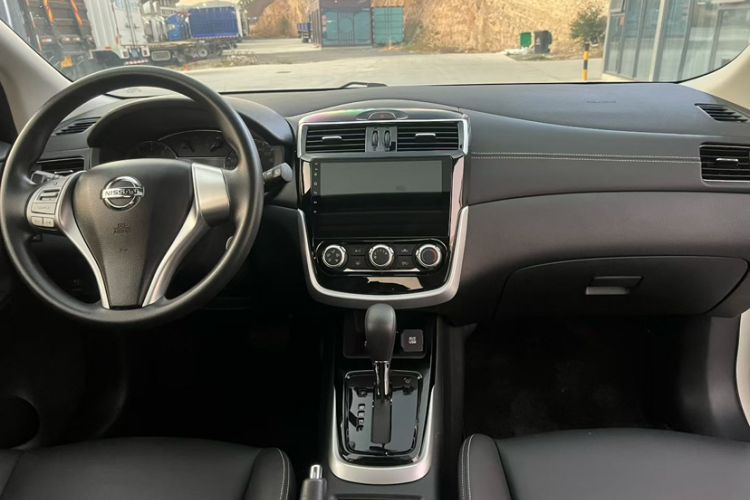 Used Nissan Tiida 2020 1.6L CVT Cool Edition