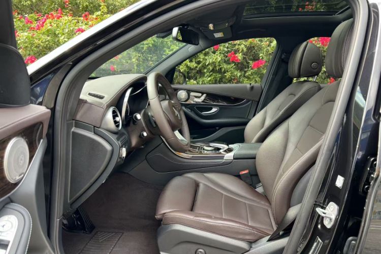 Used Mercedes-Benz GLC 2018 Facelifted GLC 260 4MATIC Dynamic Edition
