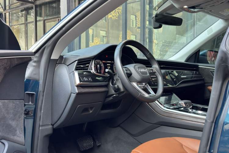 Used Audi Q8 2019 45 TFSI Prestige Dynamic Edition
