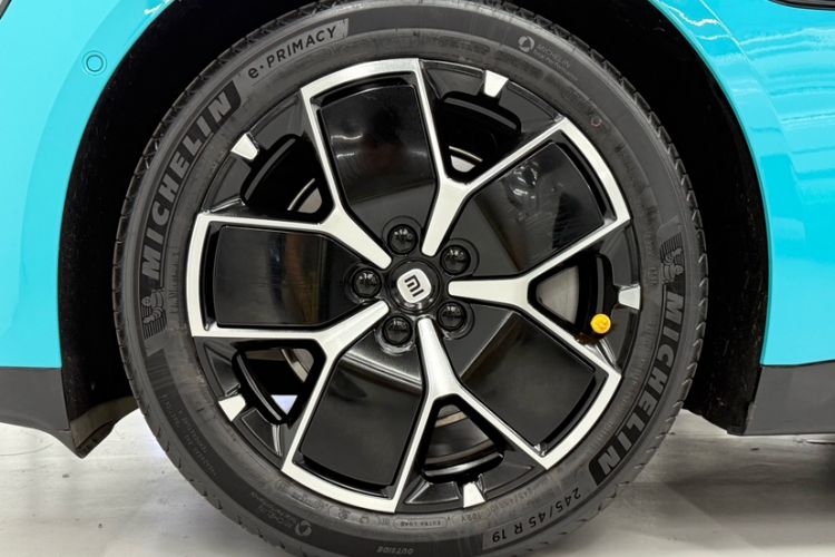 Used  SU7 2024 Rear-Drive Long-Range Intelligent Driving Version
