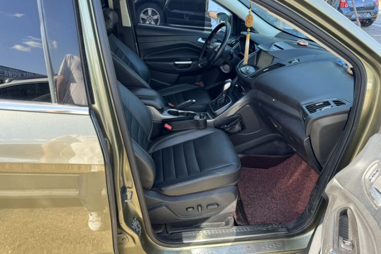 Used Ford Kuga 2015 1.5L GTDi Four-Wheel-Drive Elite Model
