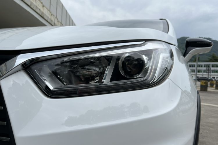 Used BYD Yuan New Energy 2019 EV360 Smart Connect Elite Model
