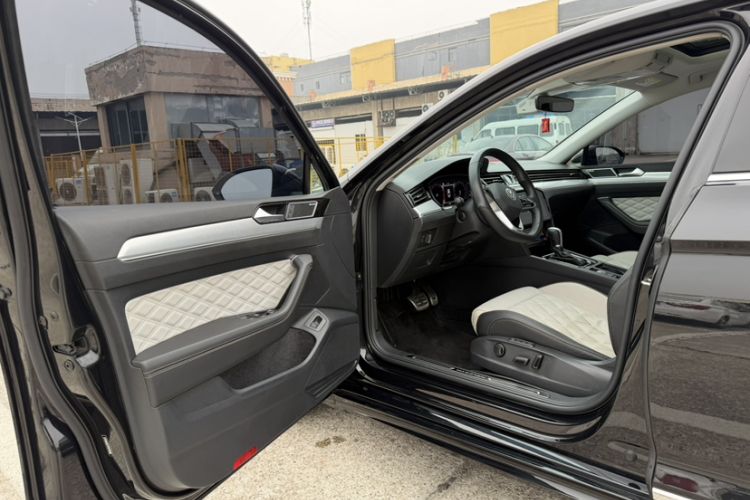 Used Volkswagen Magotan 2023 2 Million Units Limited-Edition 380TSI DSG Flagship Version
