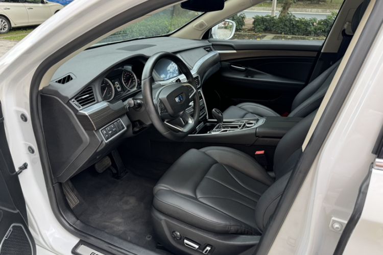 Used Geely Auto Emgrand GT 2017 2.4L Luxury Model
