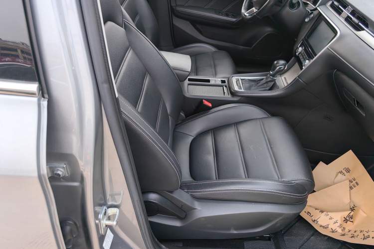 Used MG 6 2018 20T Automatic Luxury Smart Connectivity Version China VI Standard
