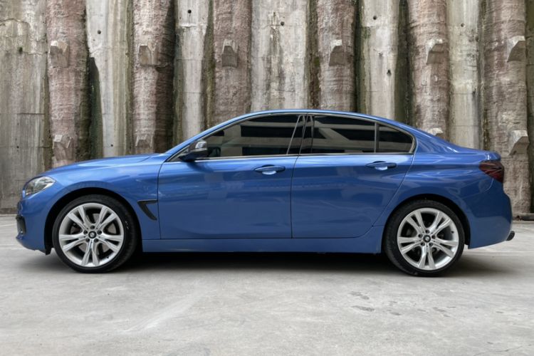 Used BMW 1 Series 2017 120i Design Package Model
